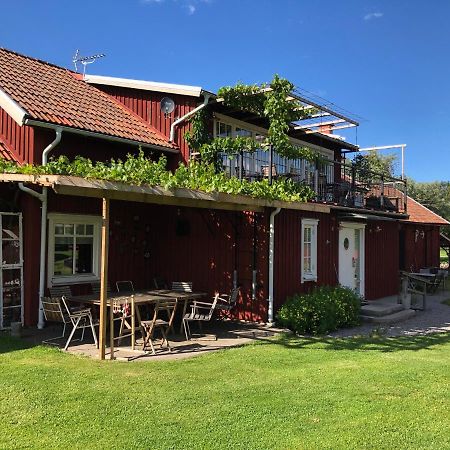 Aeventyrsgardens Vandrarhem, Kinnekulle Källby المظهر الخارجي الصورة