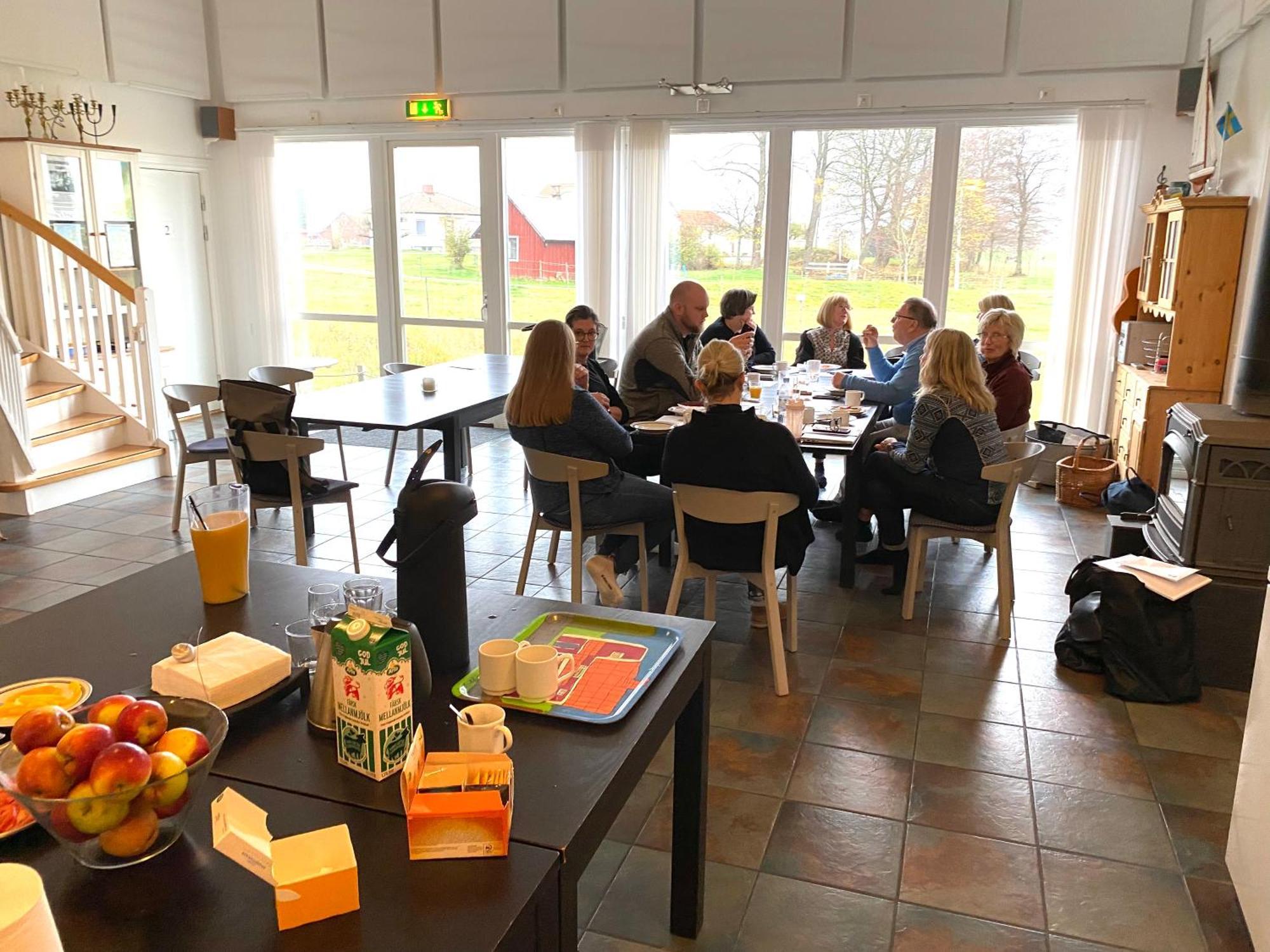 Aeventyrsgardens Vandrarhem, Kinnekulle Källby المظهر الخارجي الصورة